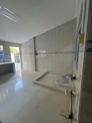 Lucky Hills (D16), Terrace #602543911